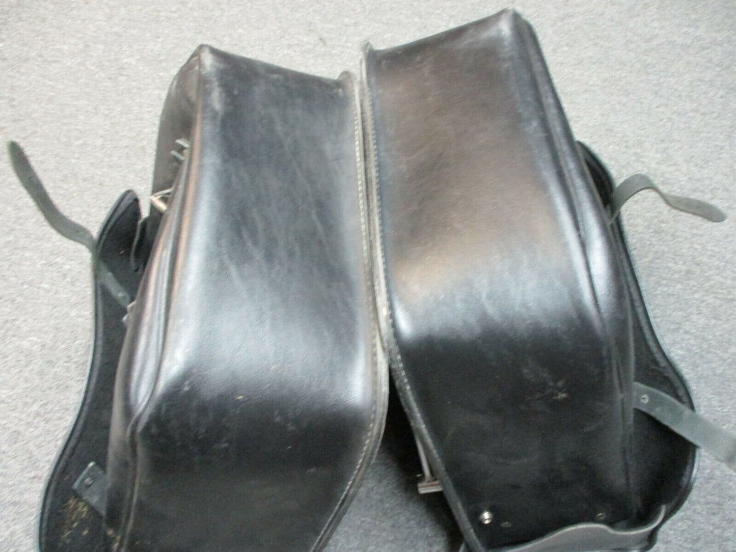 Saddle Bags Leather Black Aftermarket Roadkrome fits Harley Davidson Models