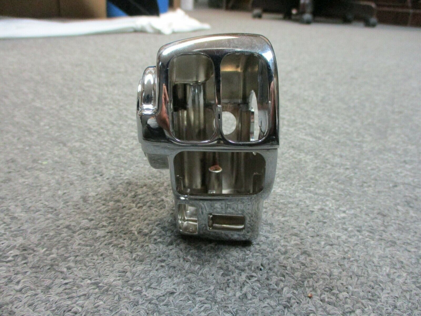 Harley Davidson OEM FLHT/FLHR/FLTR Left Switch Housing Chrome 71594-98A 98-13