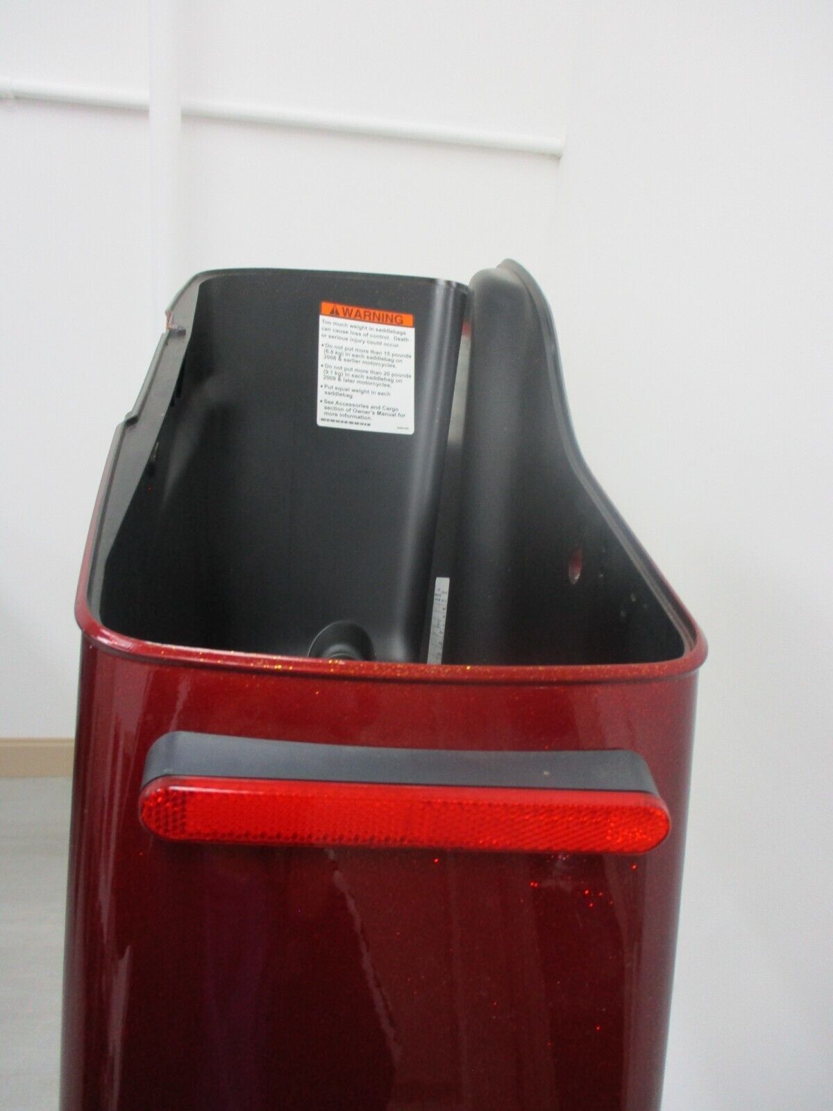 Harley-Davidson OEM LH Saddlebag DARK RED 90200414 2014-Later