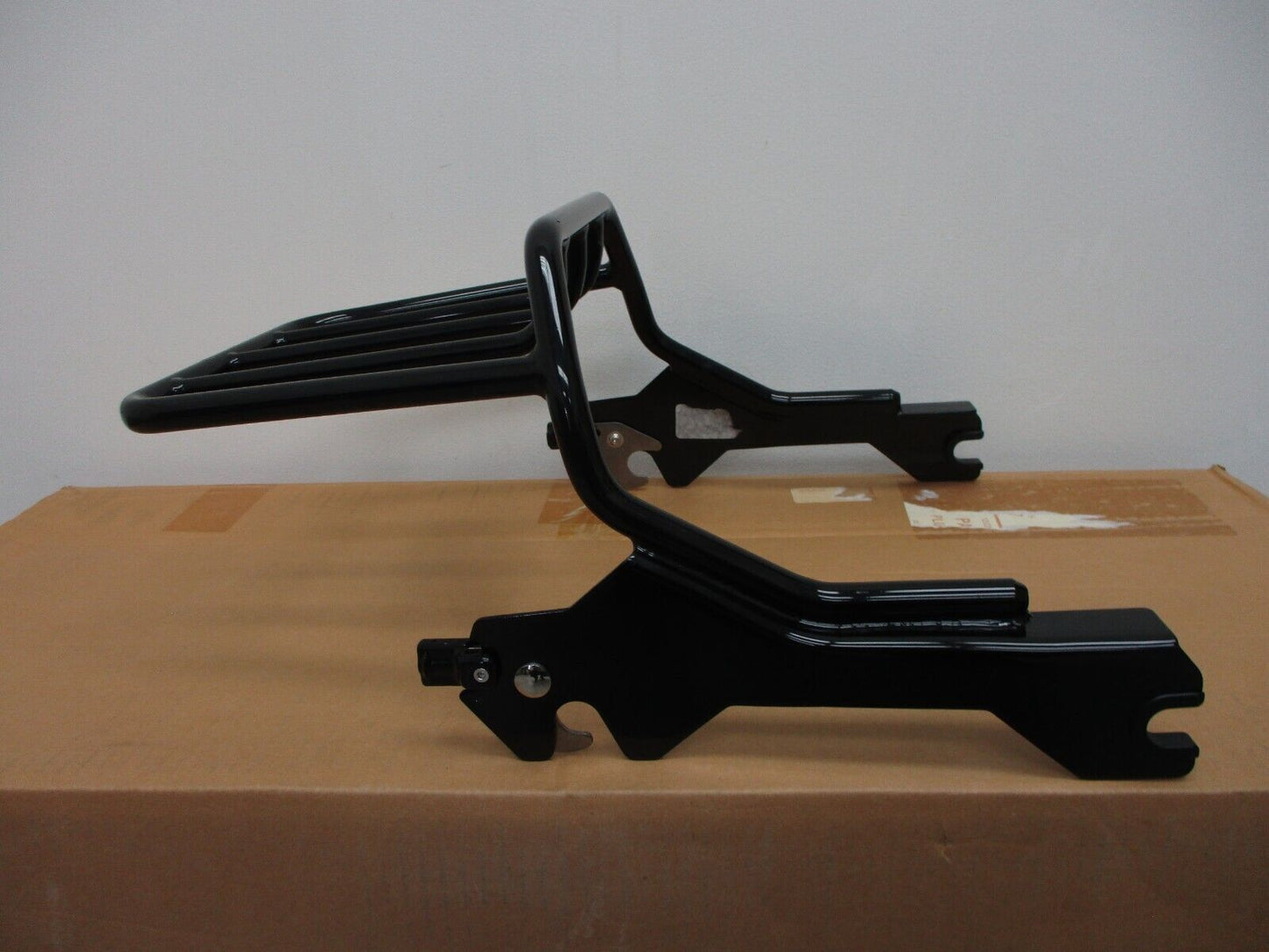 Harley-Davidson  Gloss Black Holdfast  Two-up  Luggage Rack 50300135