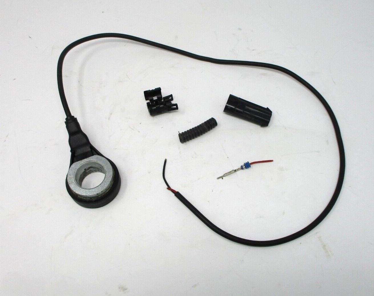 Front  ABS Wheel Speed Sensor  For HD Electra Glide CVO Ultra Classic 40614-08