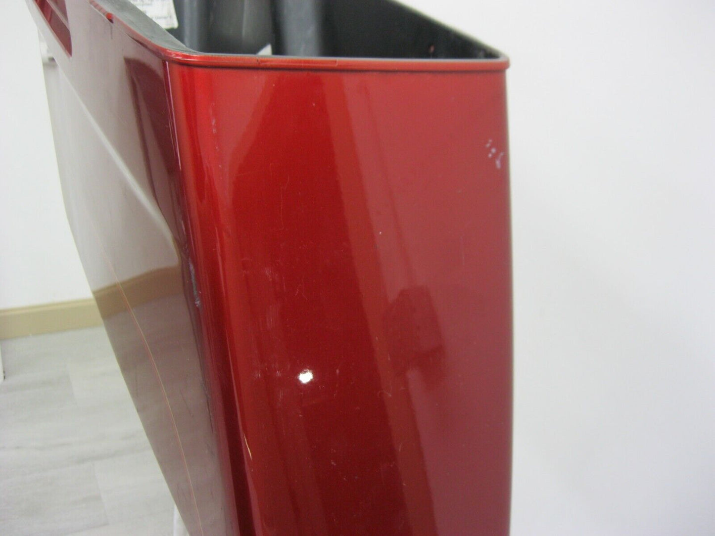 Harley-Davidson OEM LH Saddlebag Red with Detail 79107-03A