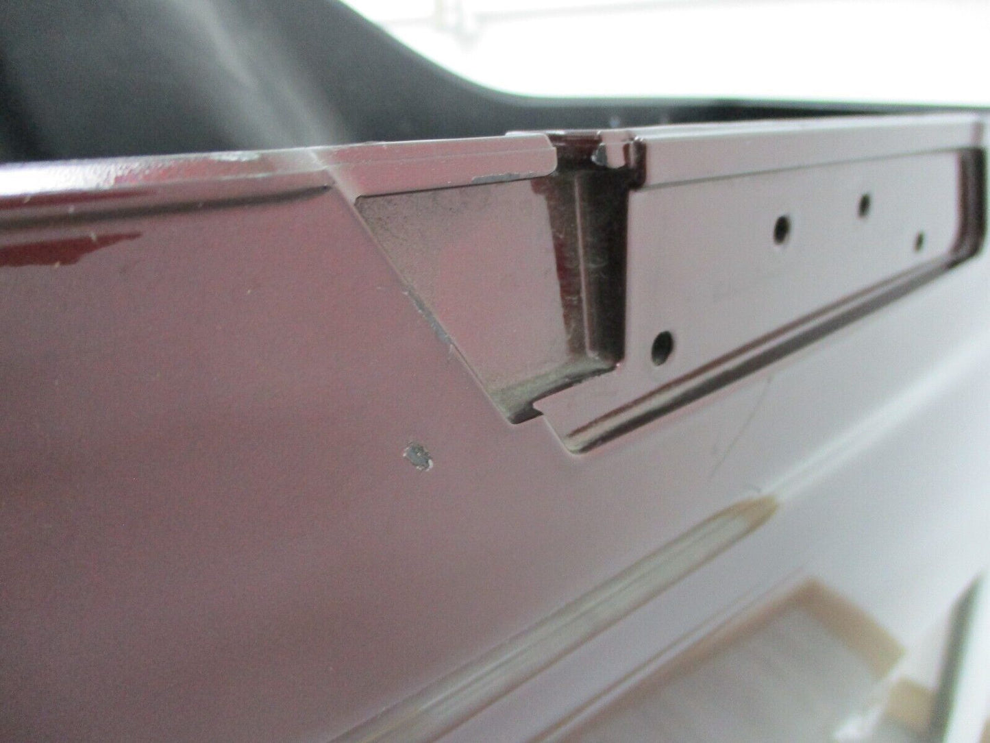 Harley Davidson OEM Left Saddlebag Metallic Burgundy 90200414