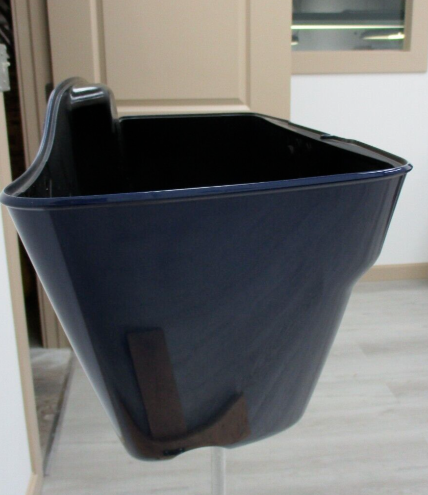 Harley Davidson OEM Left Saddlebag Royal Blue 90200414 2014-Later