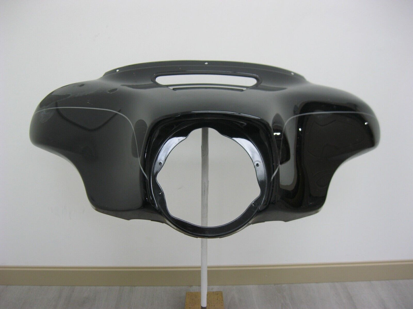Harley Davidson OEM '14 - '22 FL Outer Fairing 57000383