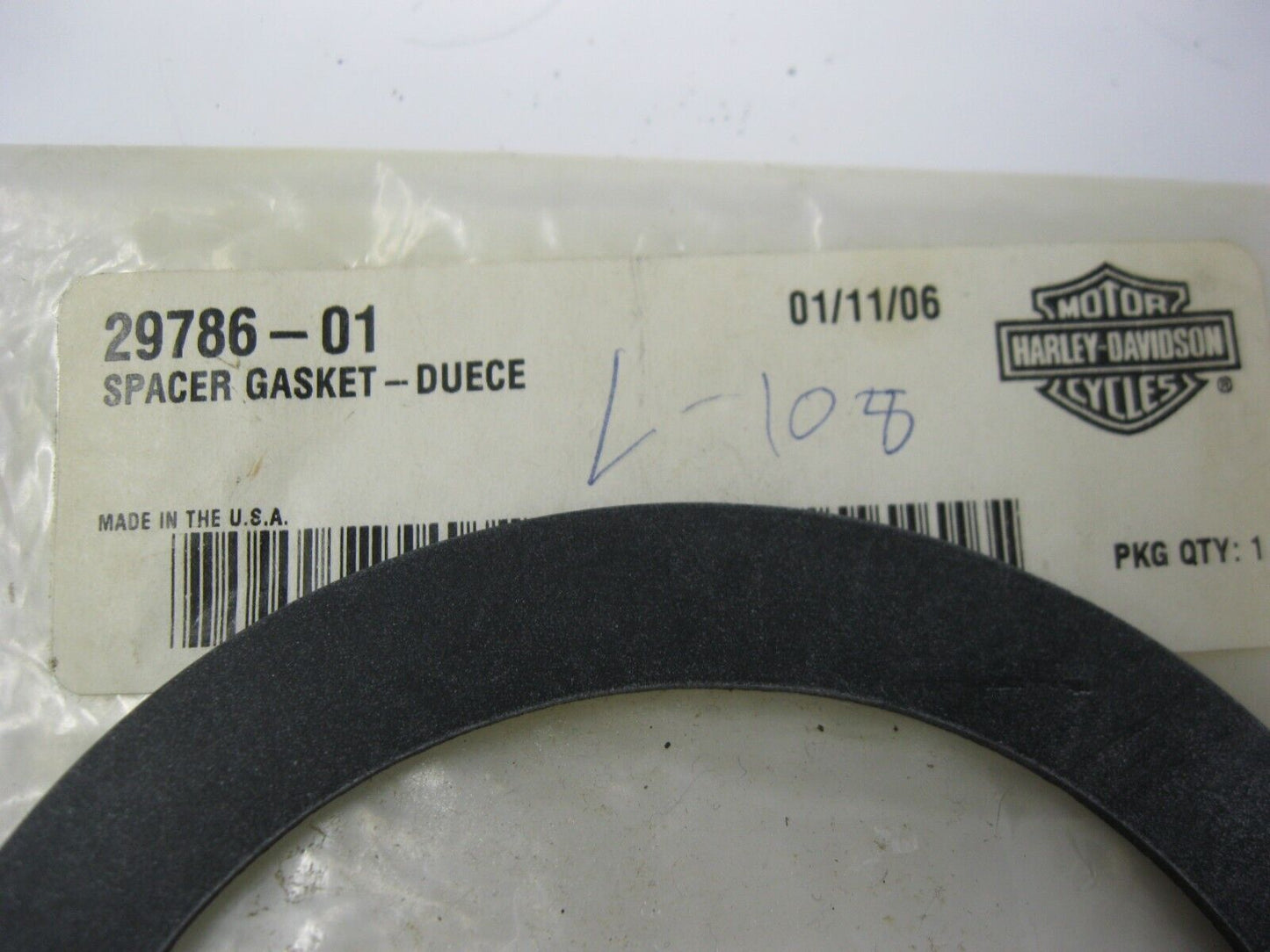Harley-Davidson OEM Duece Spacer Gasket 29786-01