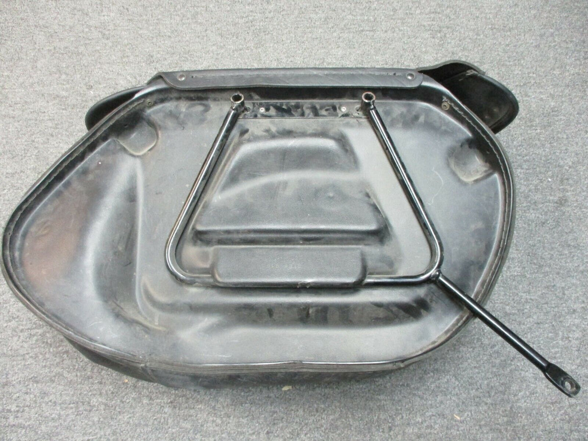 Harley Davidson OEM FLSTC 90476-09 Heritage Classic Left Leather Saddlebag ONE
