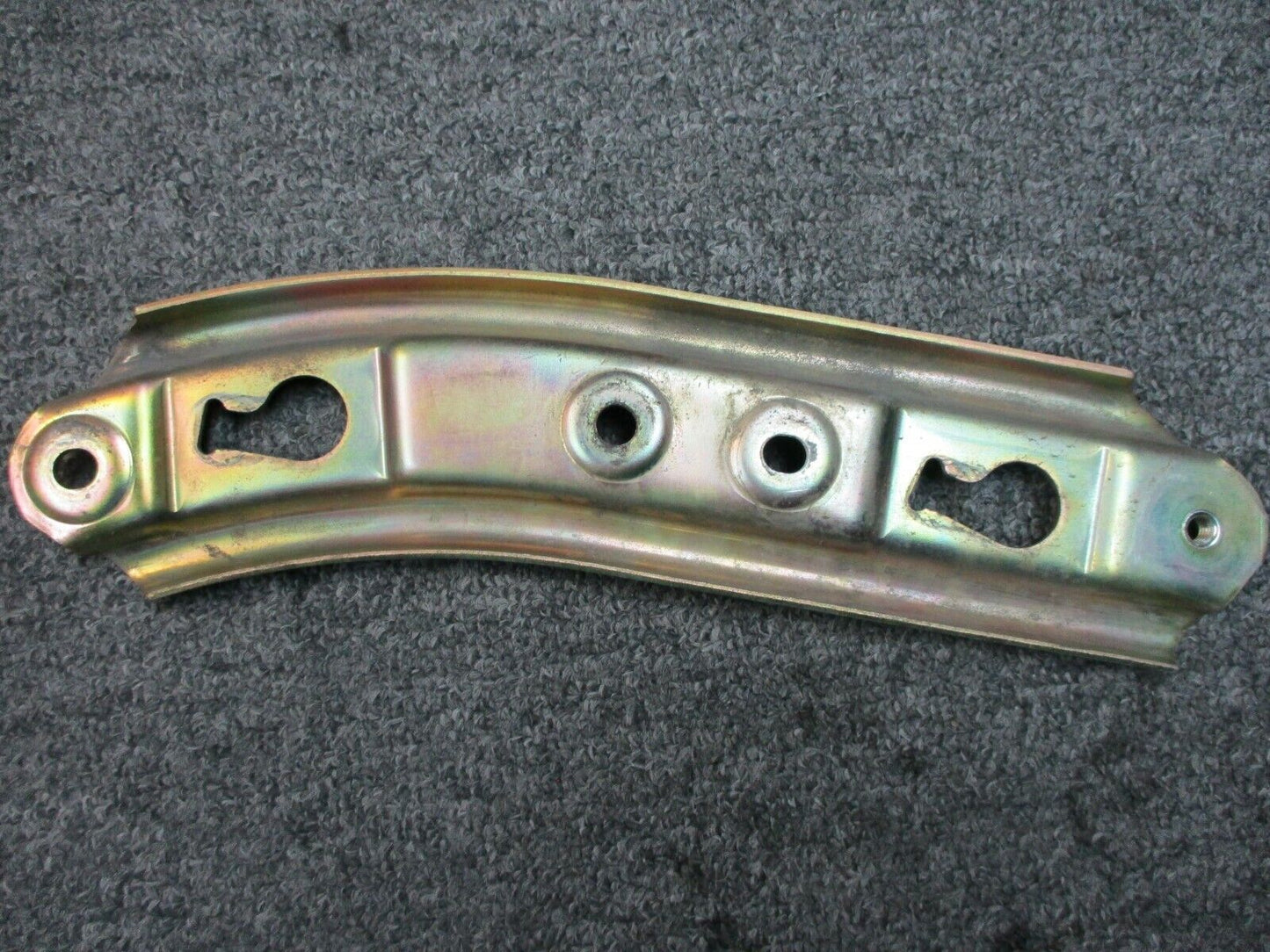Harley Davidson OEM 00-07 Deuce Left Fender Support Bracket 56628-00