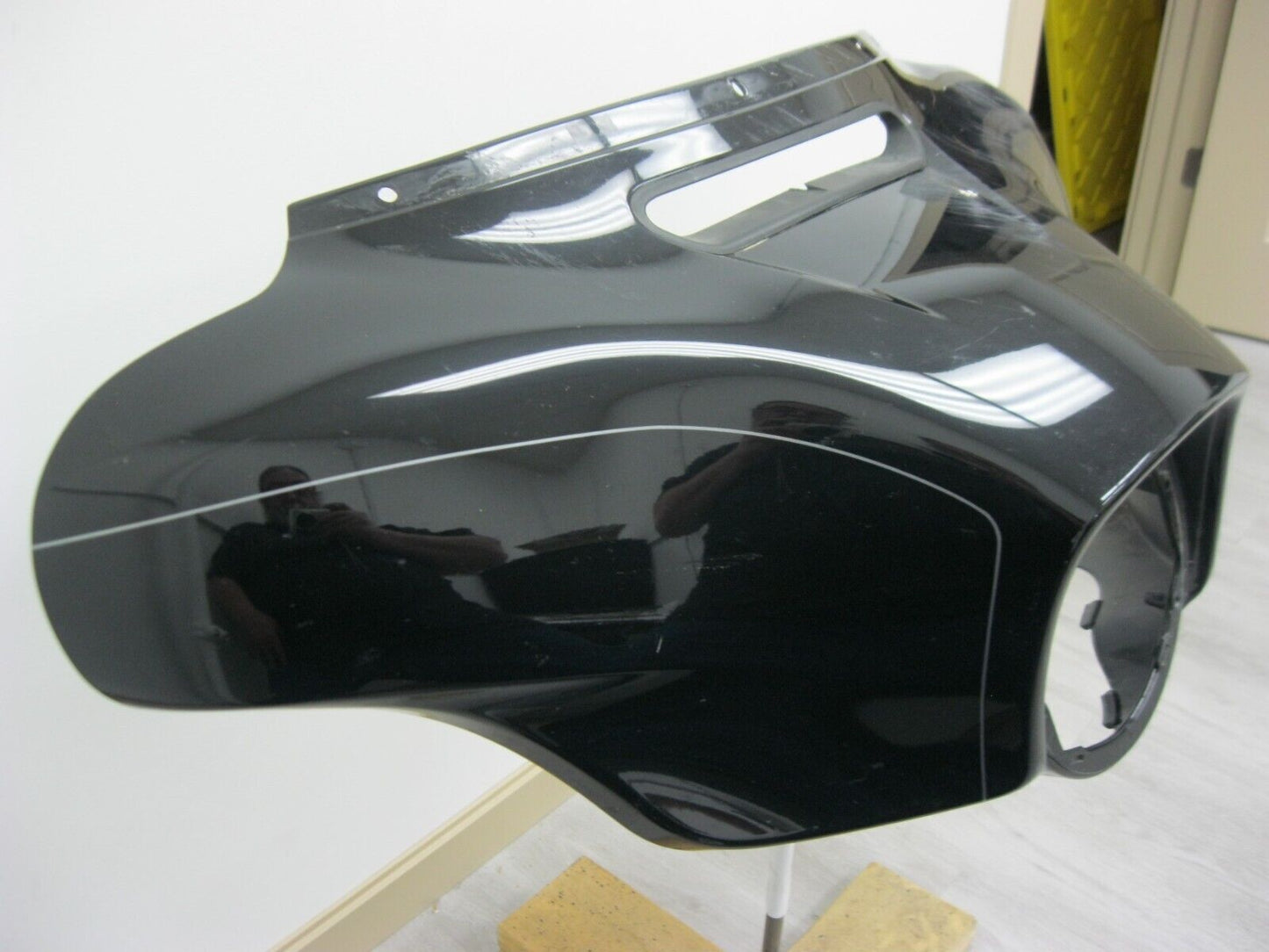 Harley Davidson OEM '14 - '22 FL Outer Fairing 57000383