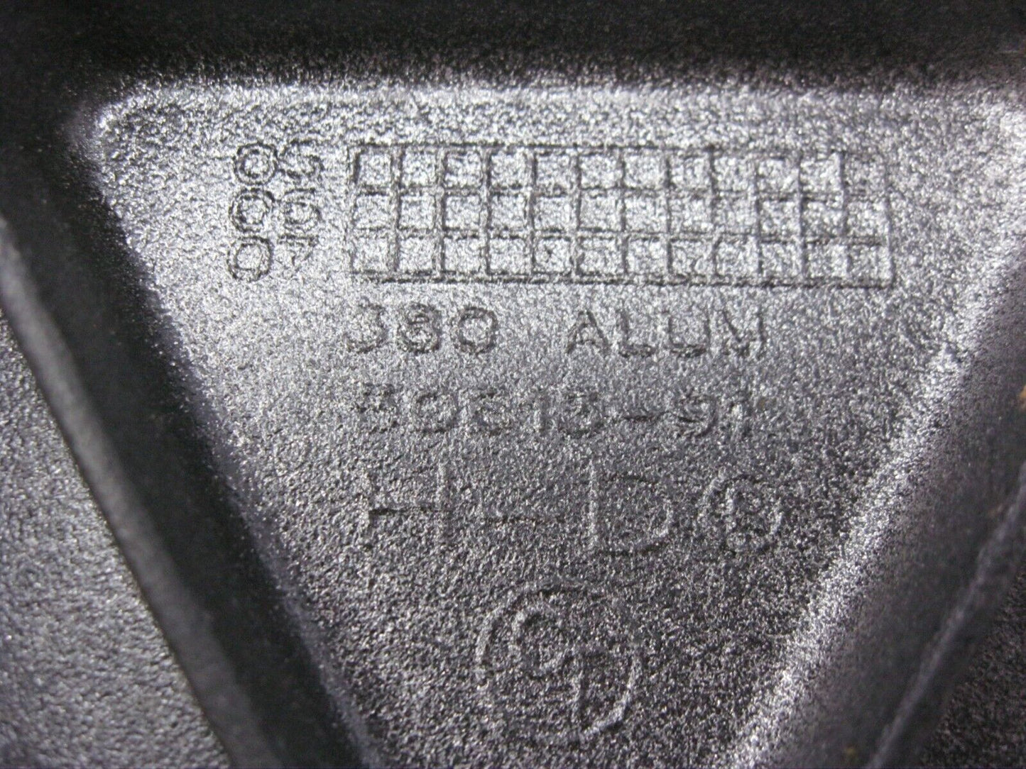 Harley-Davidson OEM 91-04 FLH/FLT Passenger Footboard 50613-91