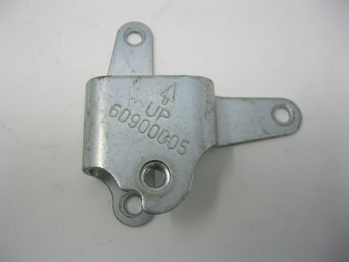 Harley-Davidson OEM 14-17 FLHT  FLST Air Cleaner Bracket 60900005