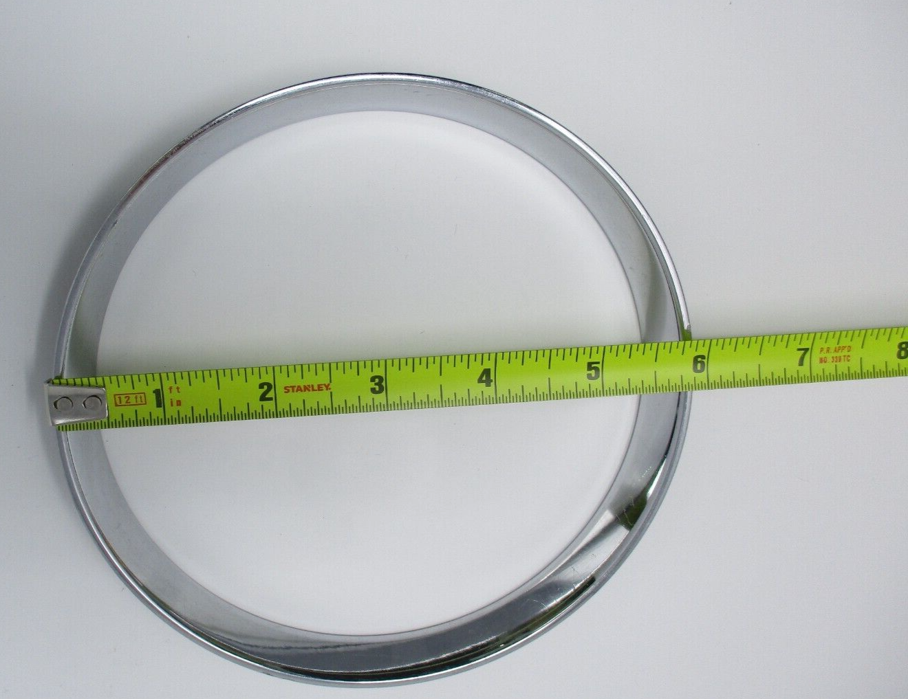 Headlight Retaining Ring/Trim for 5 3/4'' Headlight PFX2236