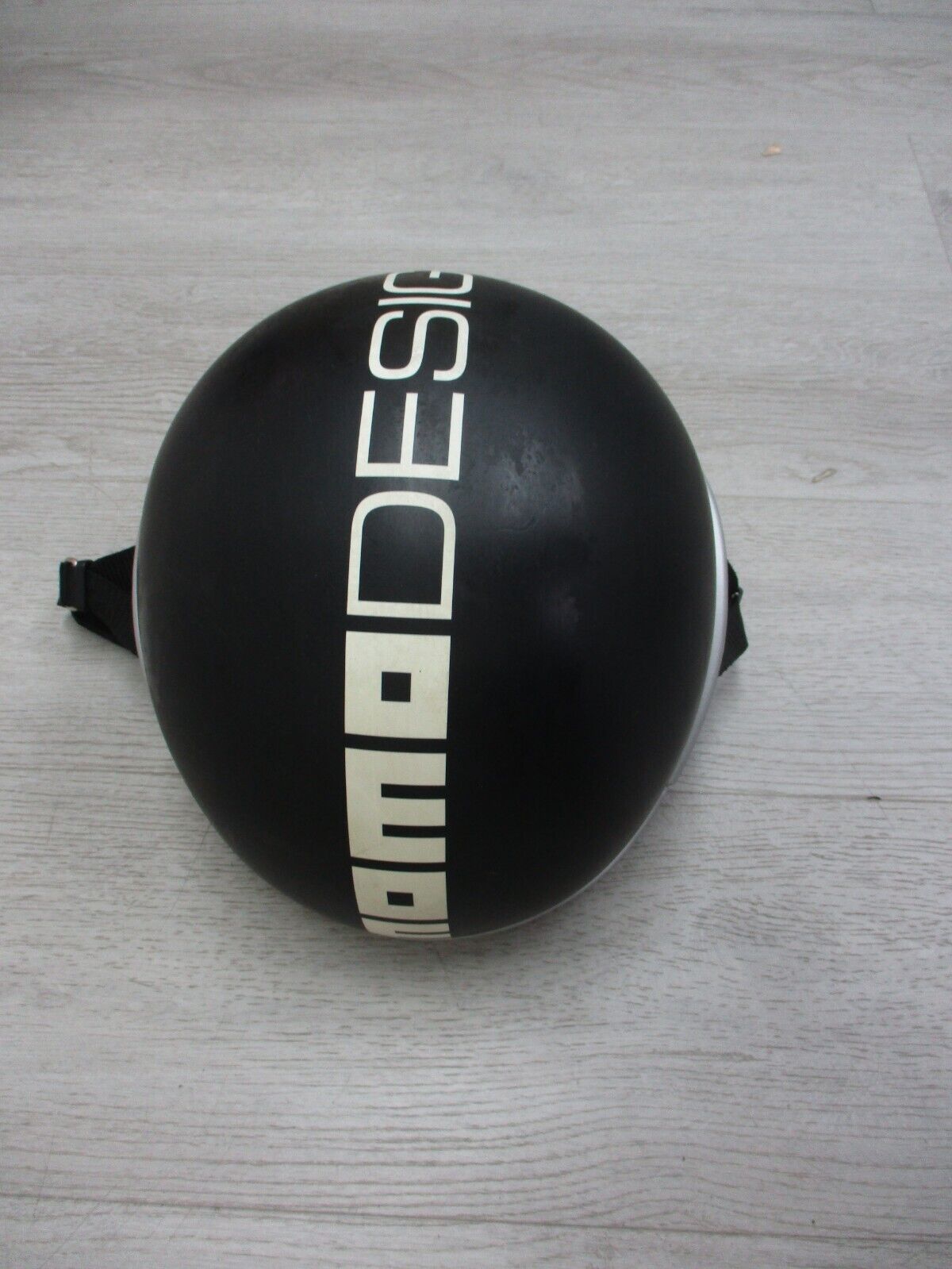 MONO DESIGN  Minimomo Jet Helmet Size Small 55