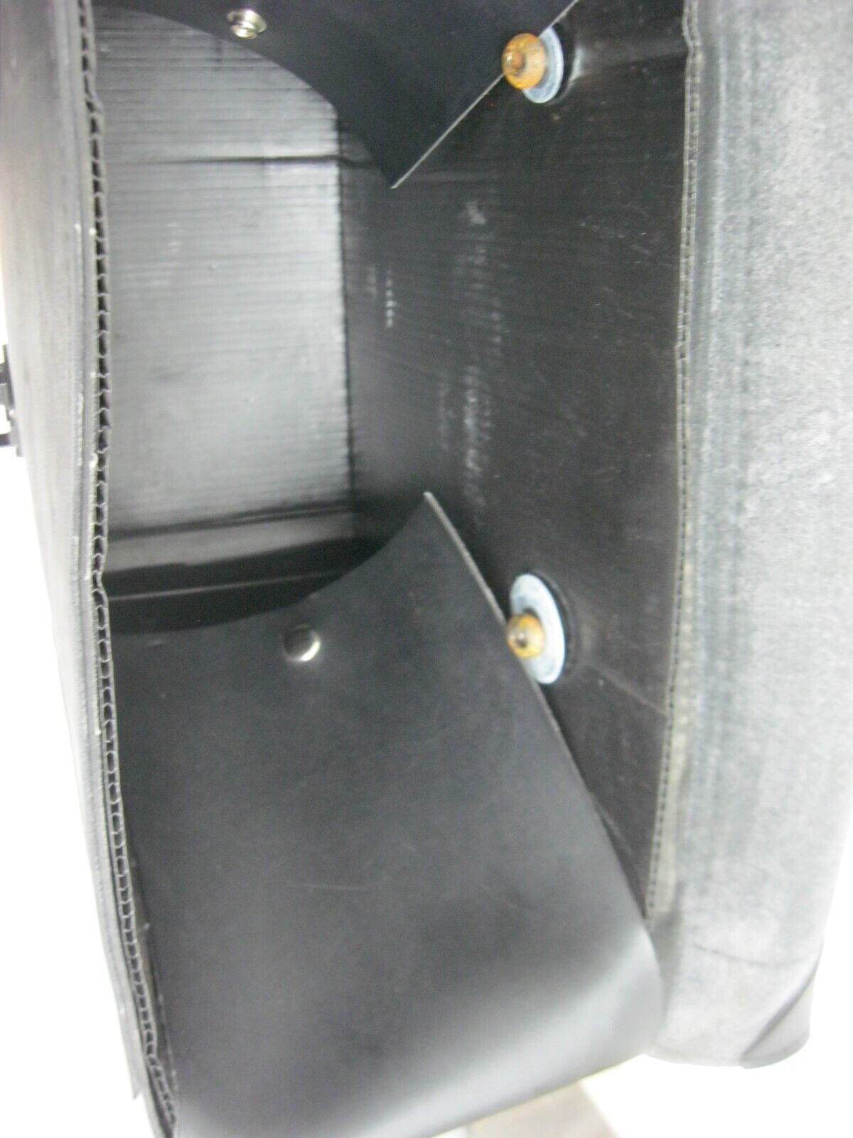 Willie and Max Fleetside Deluxe Saddlebag Right Side JKY12
