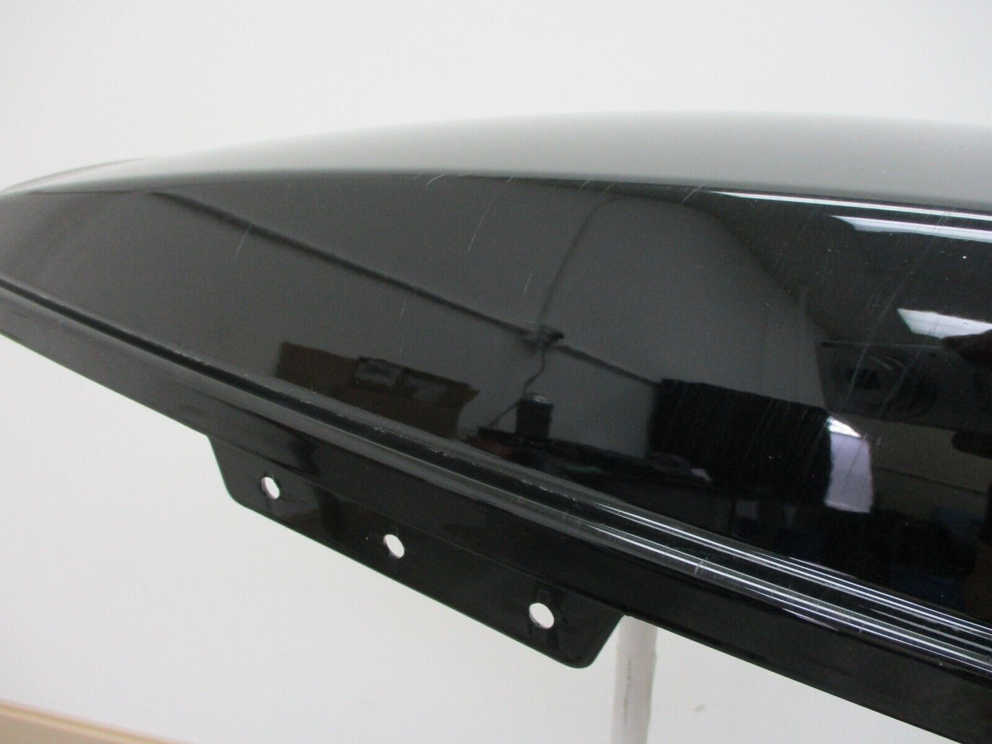 Harley Davidson OEM '14 - Later RH Vivid Black Saddlebag Lid 90200411