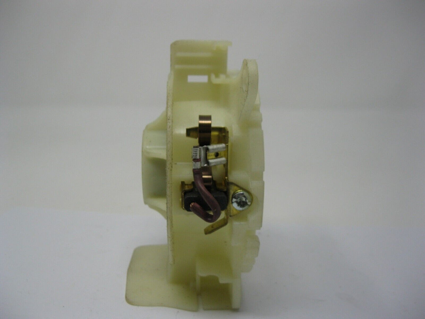 DeWALT OEM Brush Holder Assembly 100771901