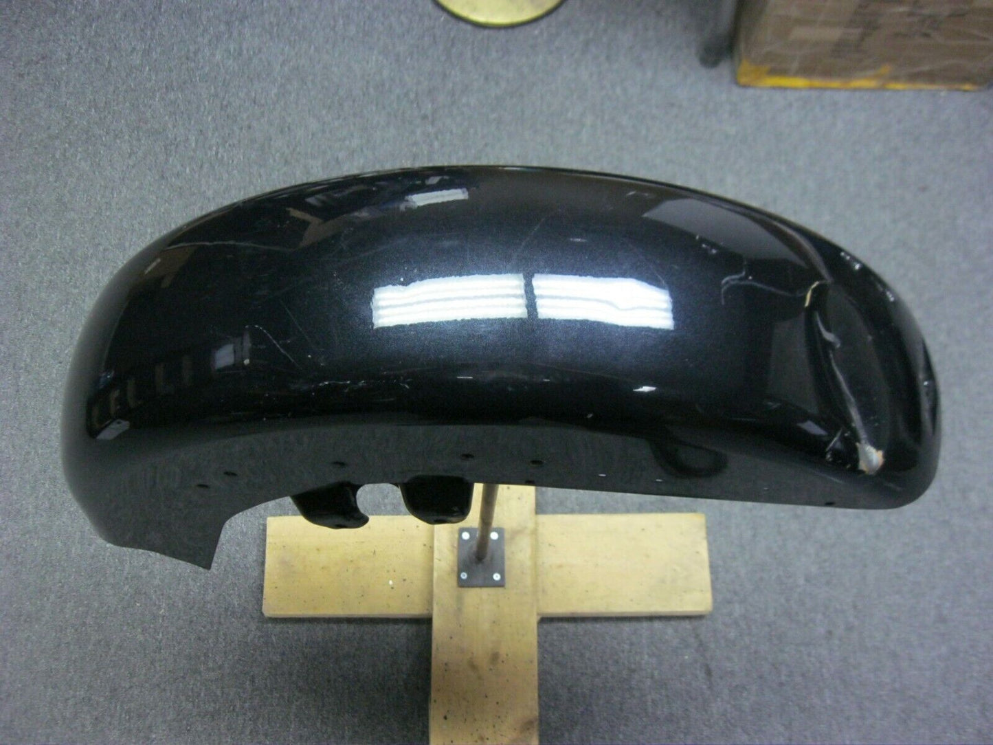 Harley-Davidson Road King OEM FLHR Front Fender 59087-00