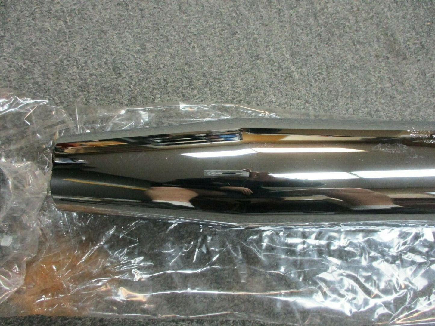 Harley Davidson OEM Softail/Heritage/Springer Chrome Muffler 05-06 65842-00A