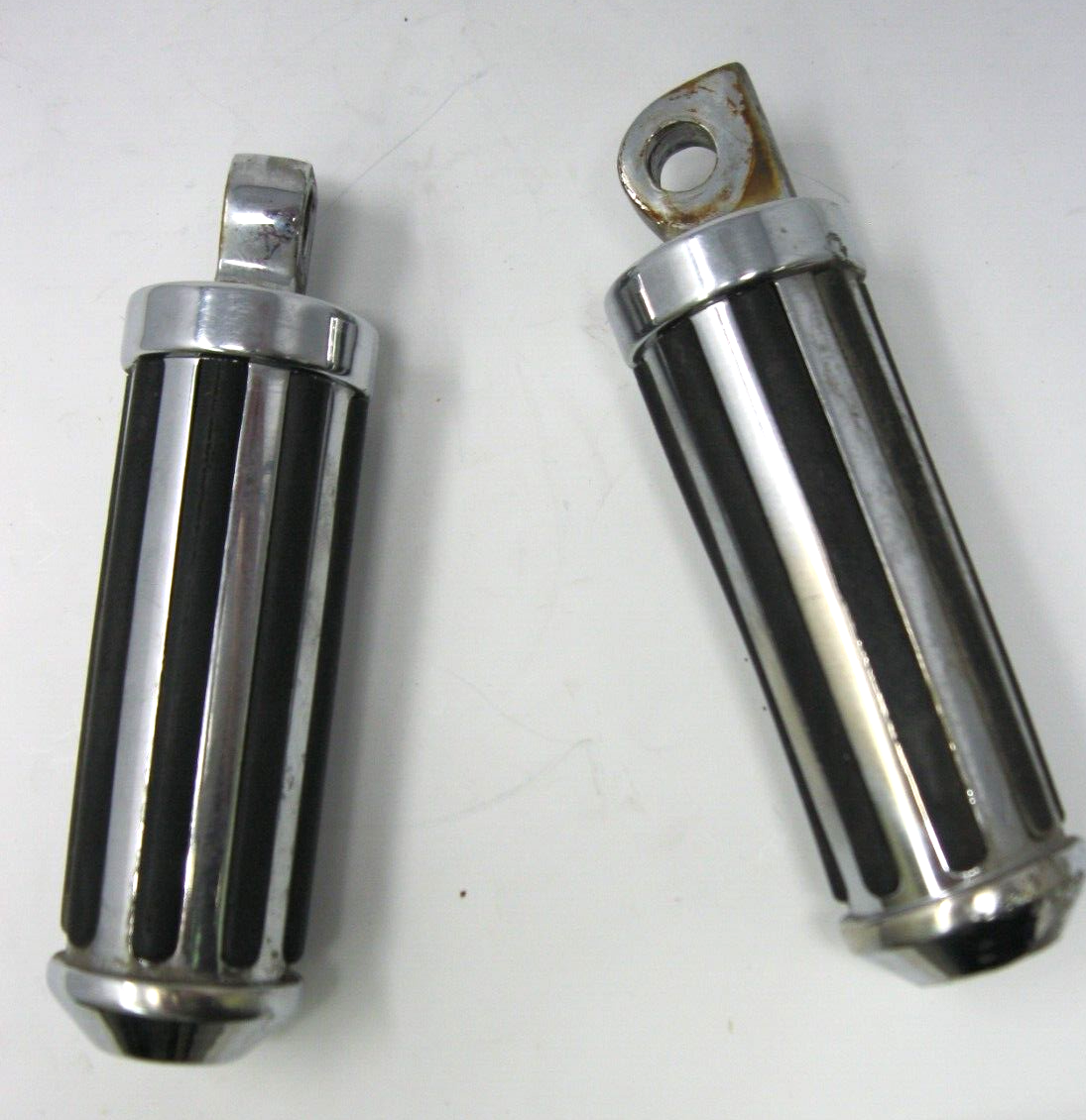 Drag Specialties Arlen Ness "Rail" Foot Pegs (Pair) 253696