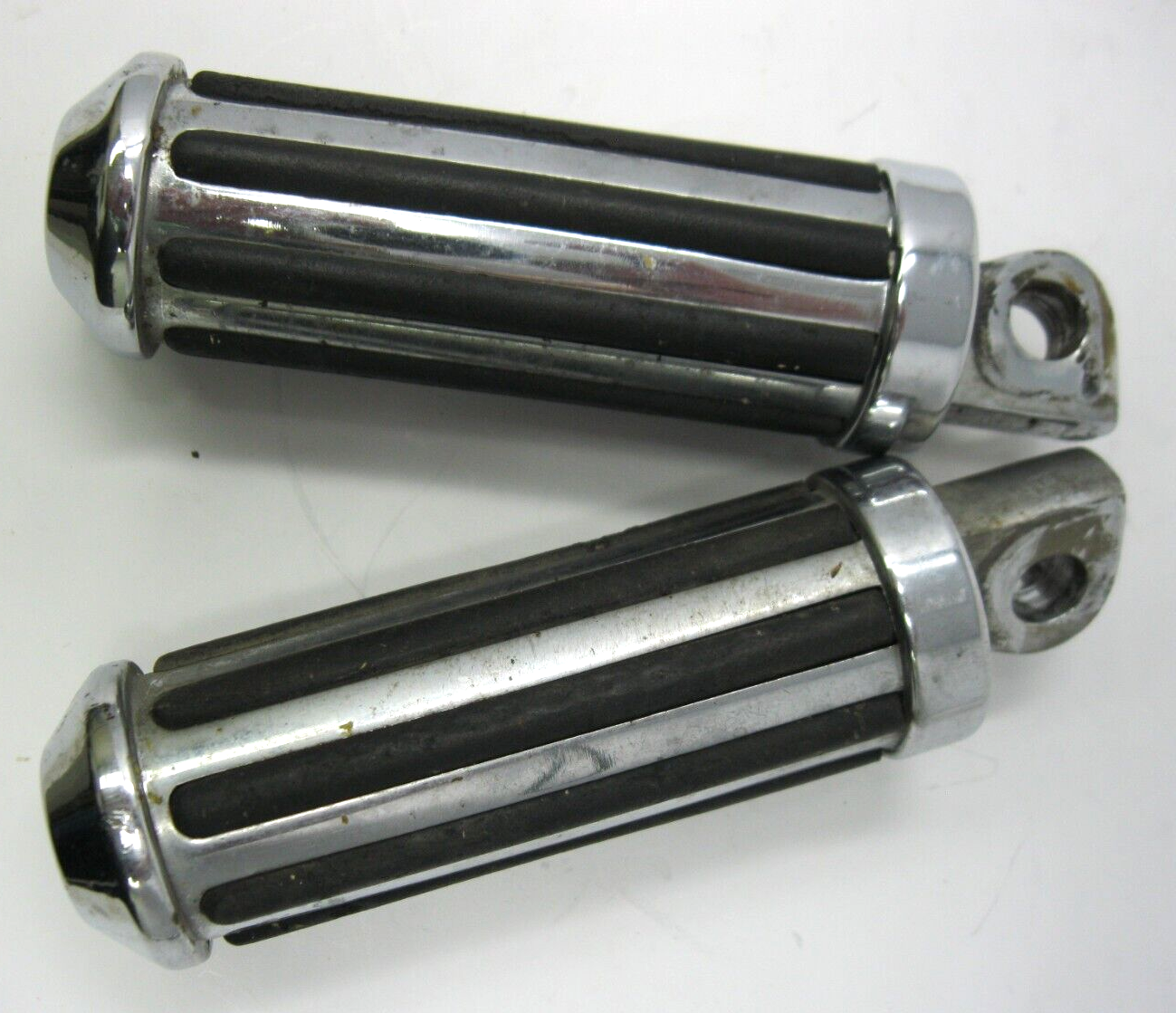 Drag Specialties Arlen Ness "Rail" Foot Pegs (Pair) 253696
