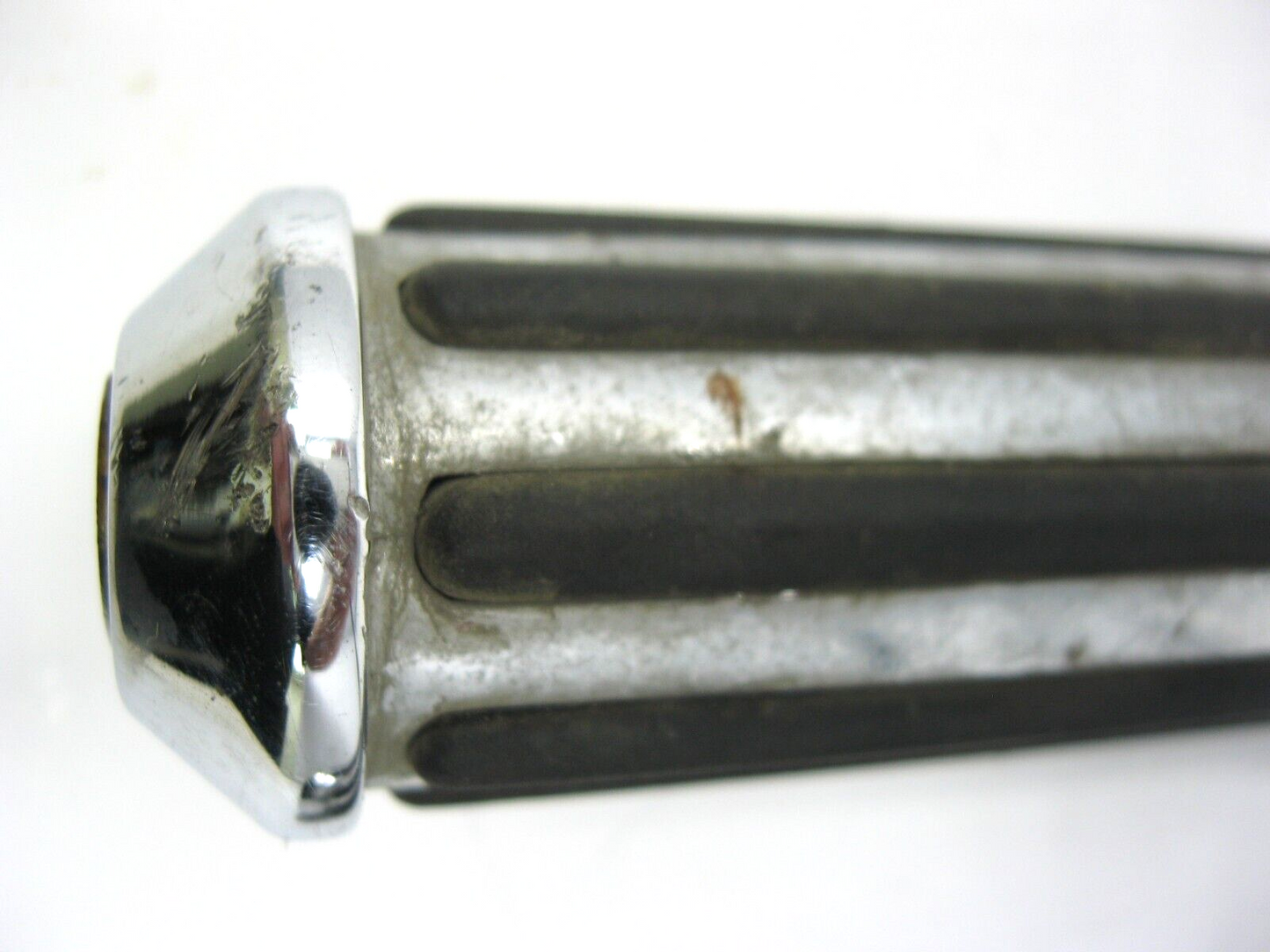 Drag Specialties Arlen Ness "Rail" Foot Pegs (Pair) 253696