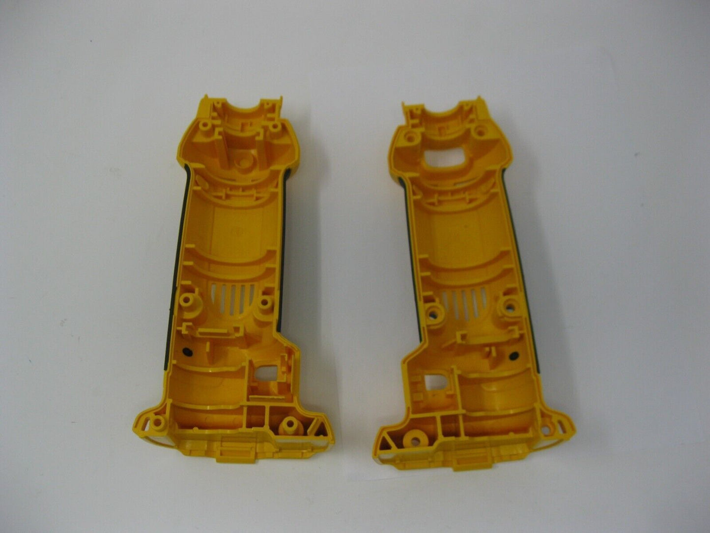 DeWalt OEM 654884-00 Cut-Out Tool Clamshell Set