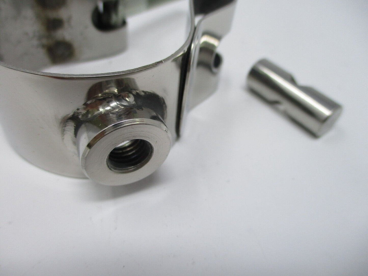 Harley-Davidson Windshield Clamp 57099-00