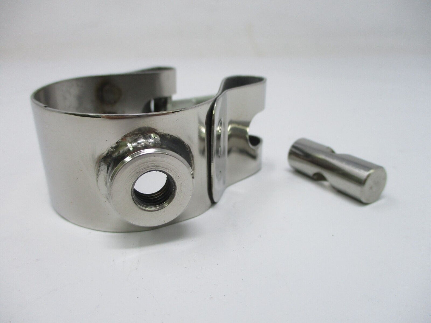 Harley-Davidson Windshield Clamp 57099-00