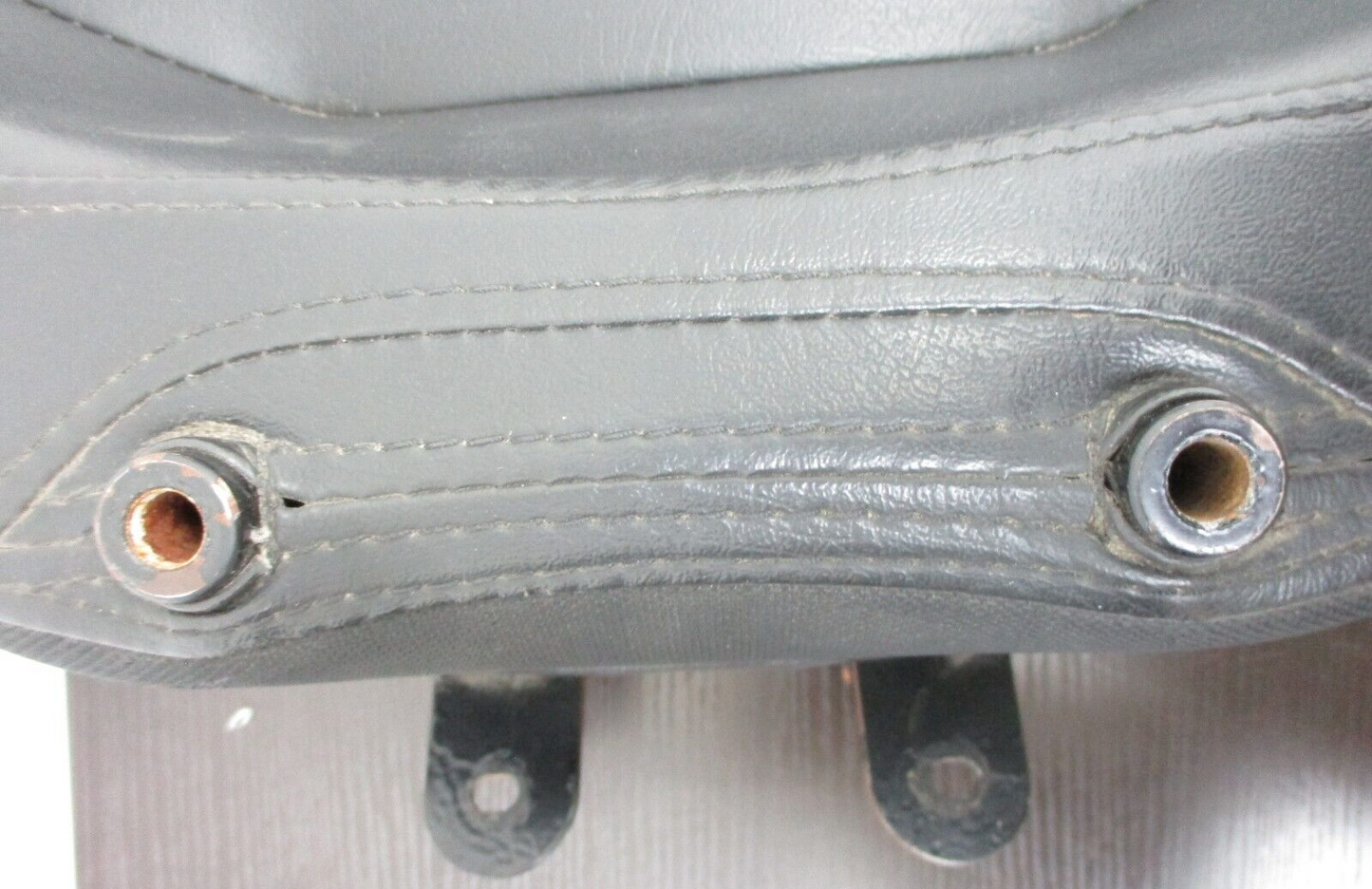 Legends Motorcycle Seat For 2009 Harley-Davidson Touring Models  LEL-ST