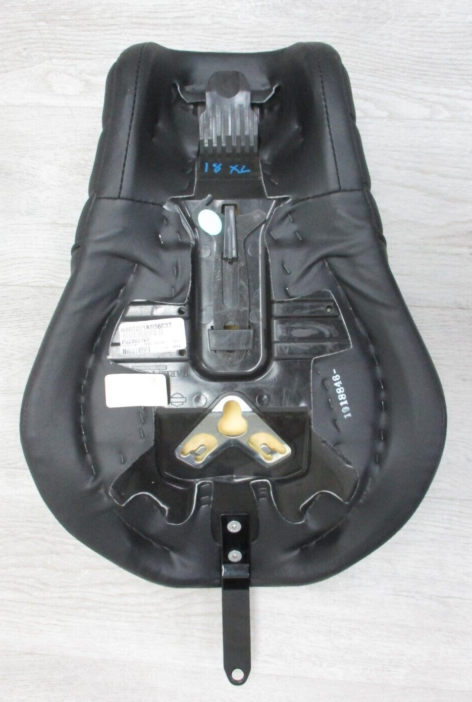 Harley- Davidson Stock Solo Seat 52000189