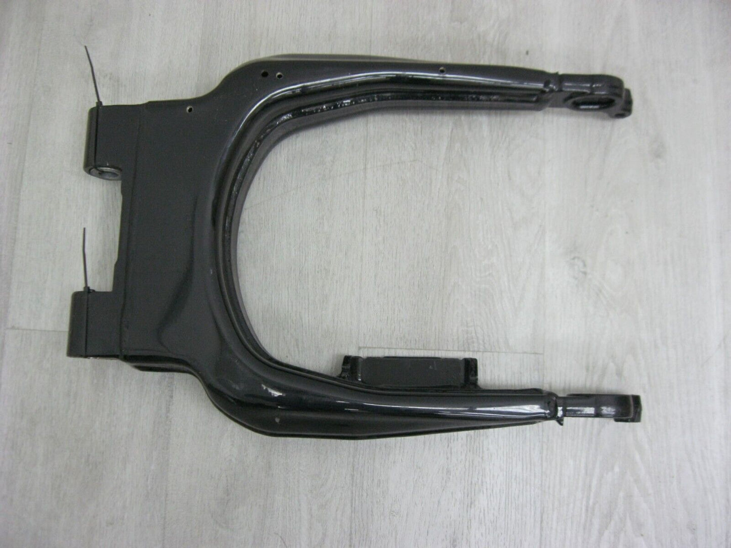Harley Davidson OEM FLT, FLH Rear Touring Swing Arm 45470-09 2009-20