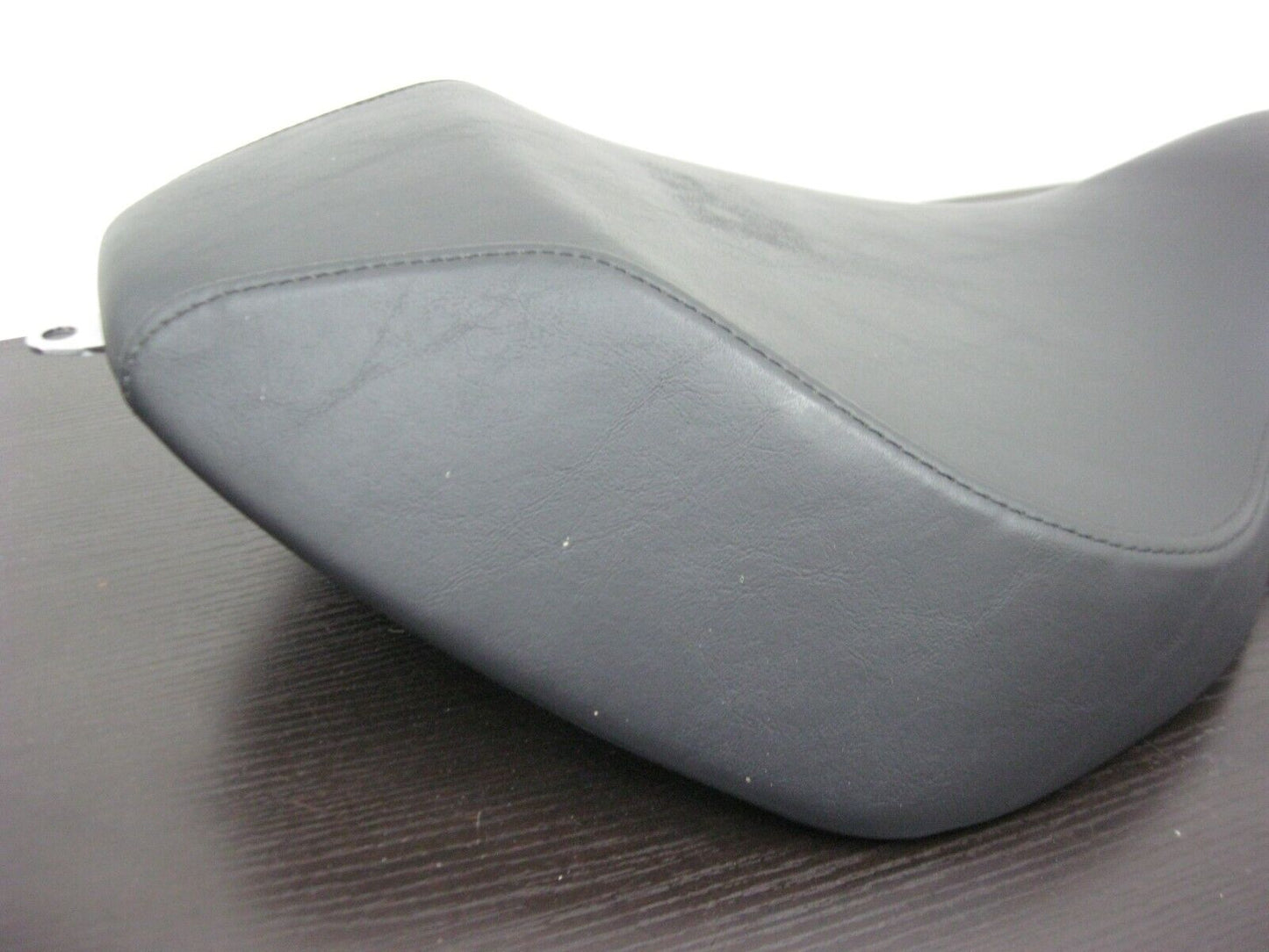 Harley-Davidson Solo Low Profile Seat 51550-11