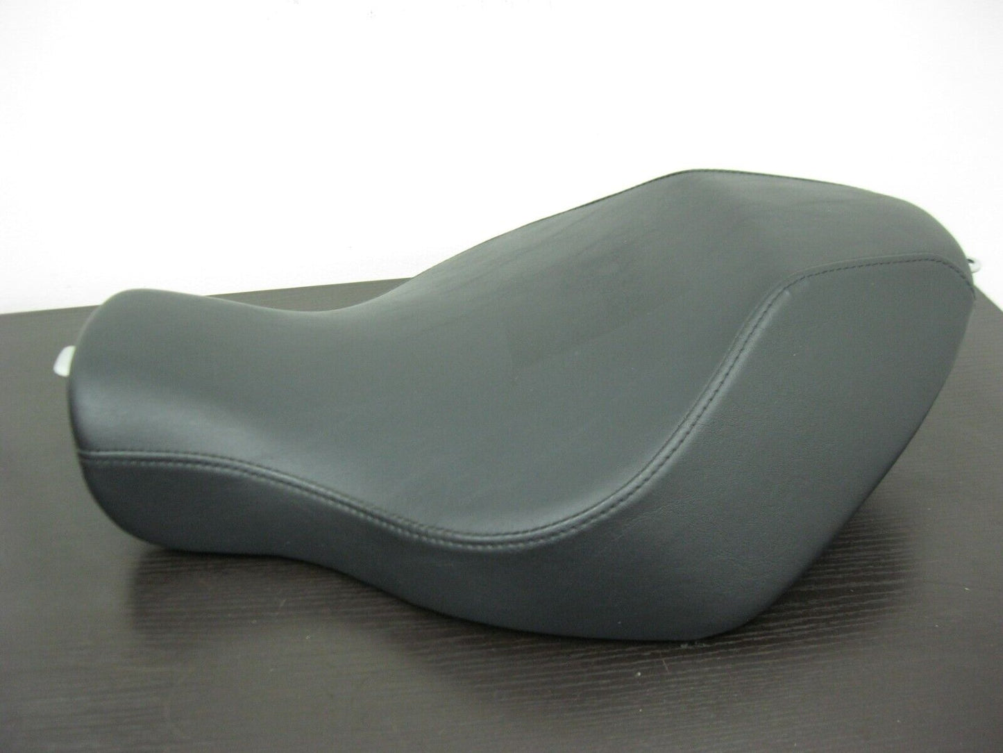 Harley-Davidson Solo Low Profile Seat 51550-11