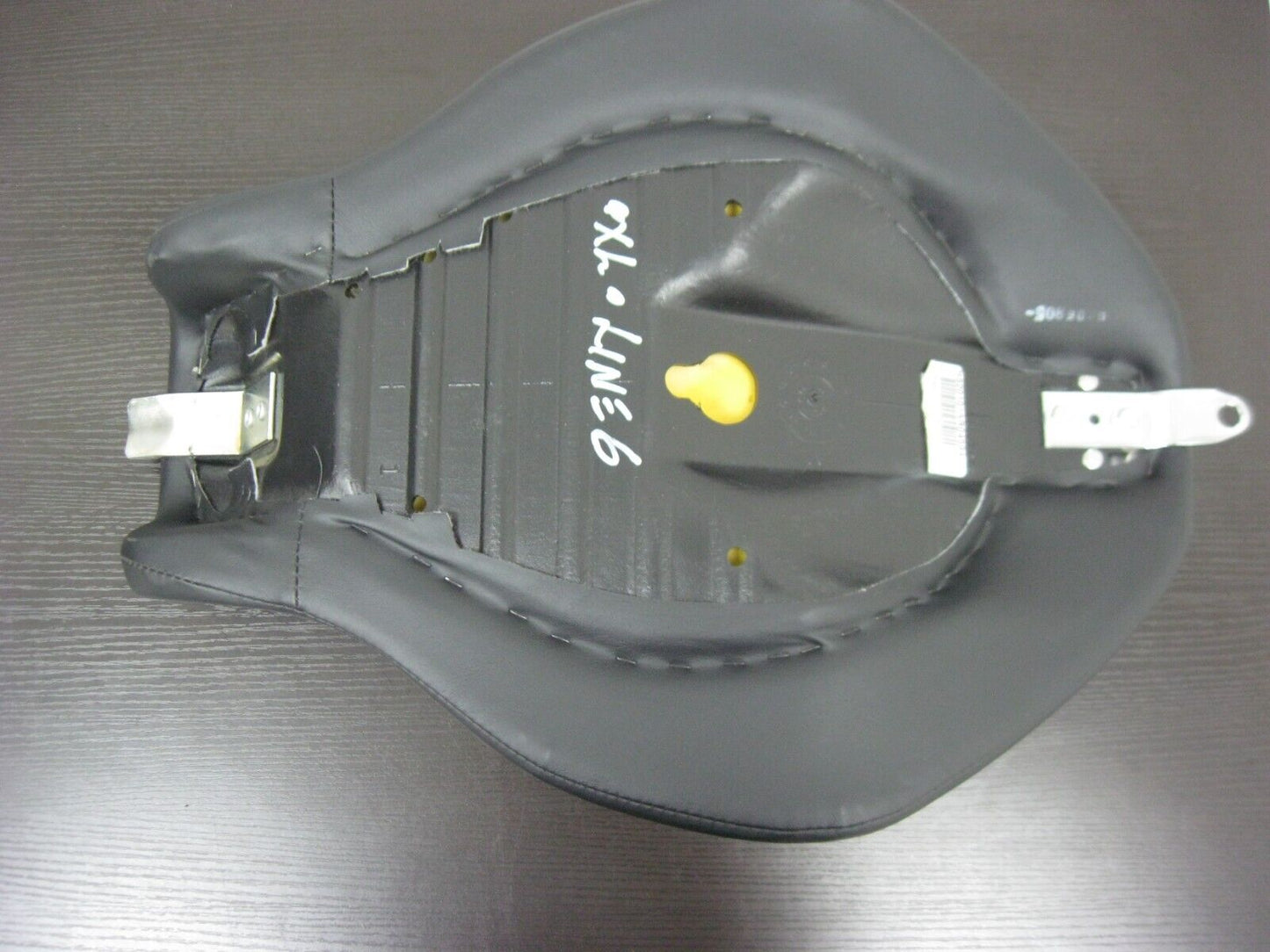 Harley-Davidson Solo Low Profile Seat 51550-11