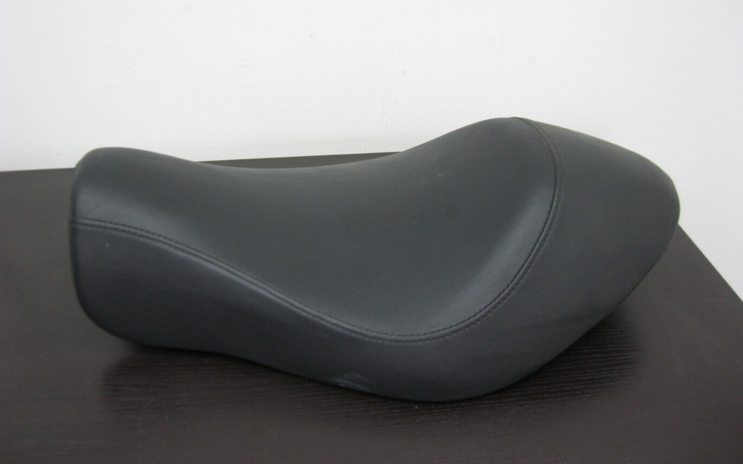 Harley-Davidson Smooth Solo 2007-15 Sportster Seat 51532-07