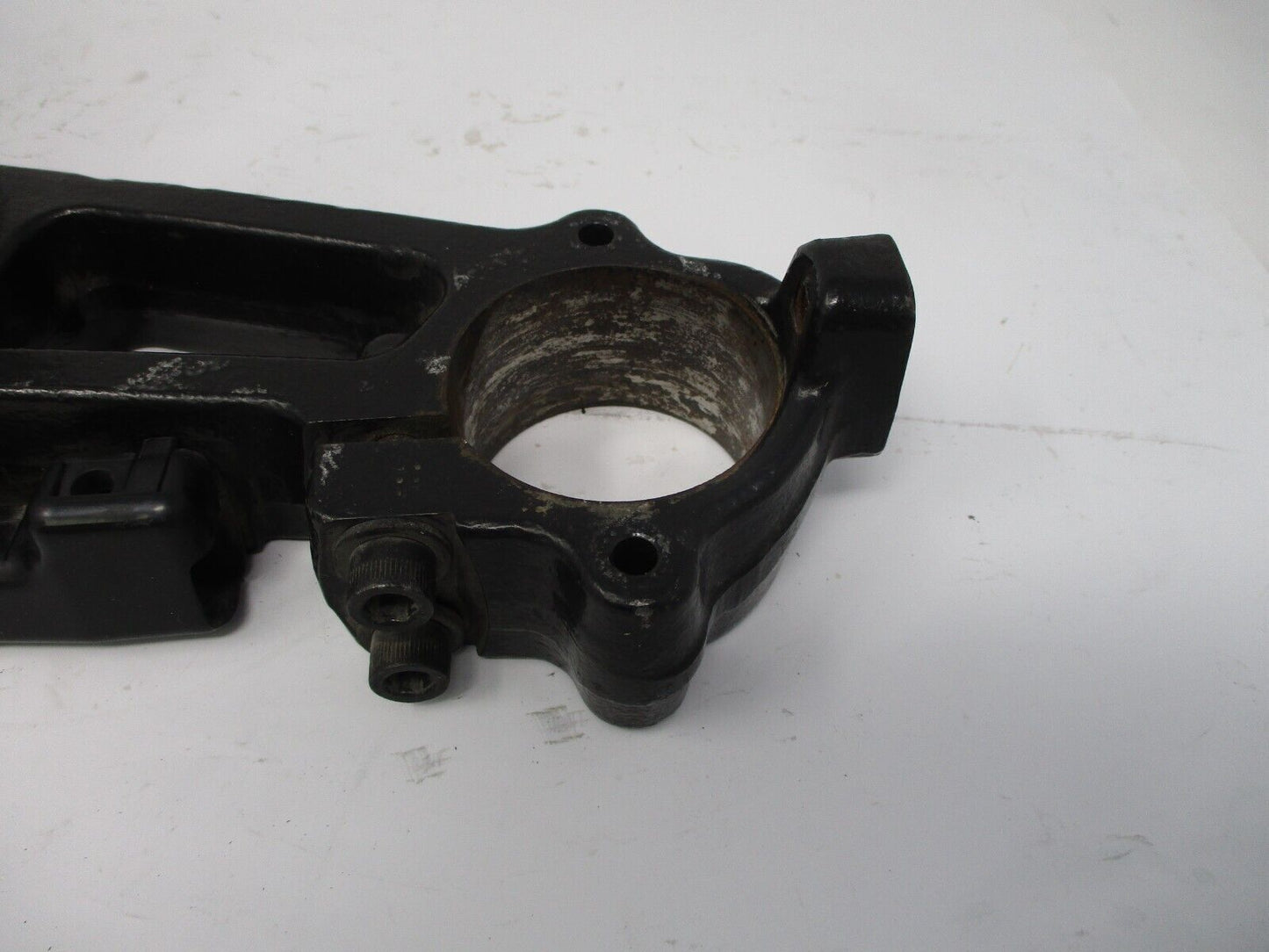 Harley-Davidson OEM '15-later Lower Fork Triple Tree Bracket 45900091A