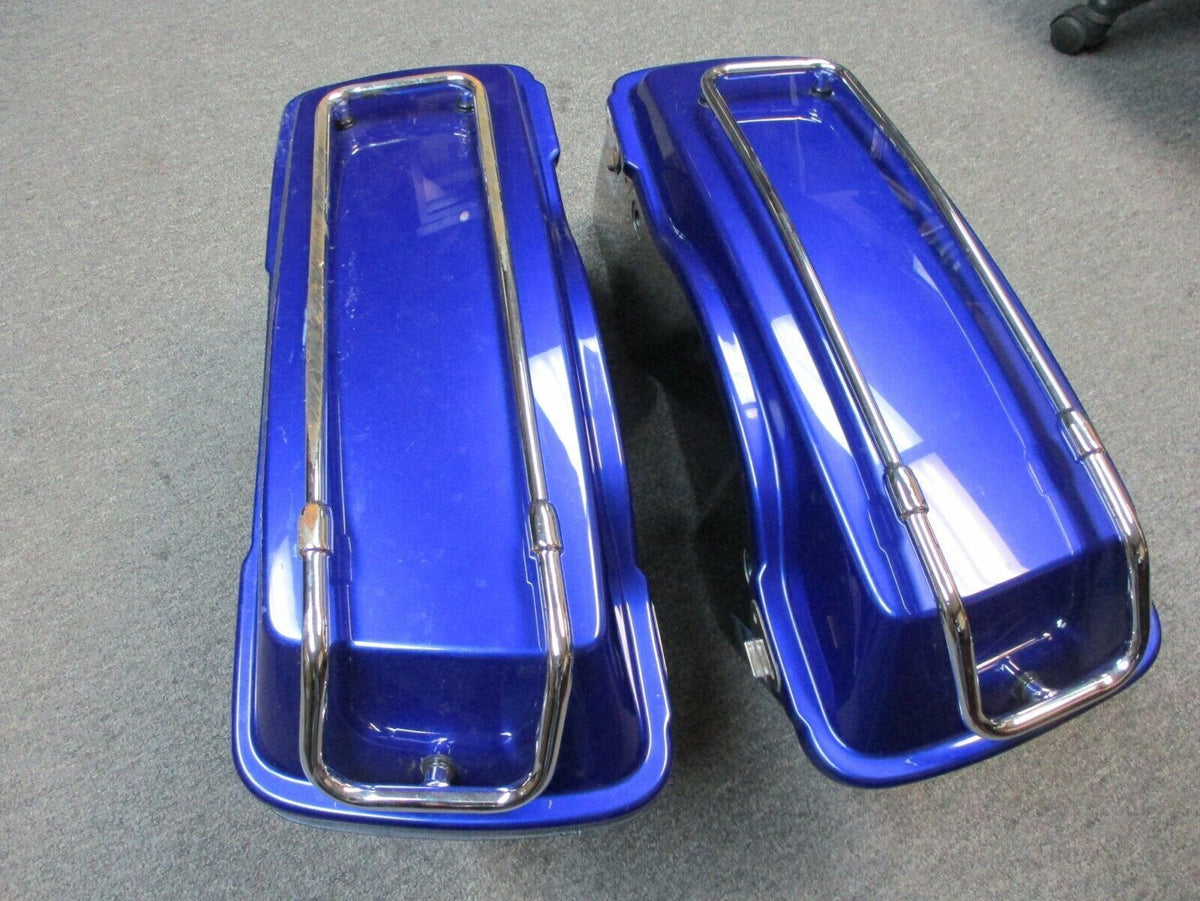 Harley Davidson OEM FLHX 08 Limited Addition Frost Bite Saddle Bags With Lids