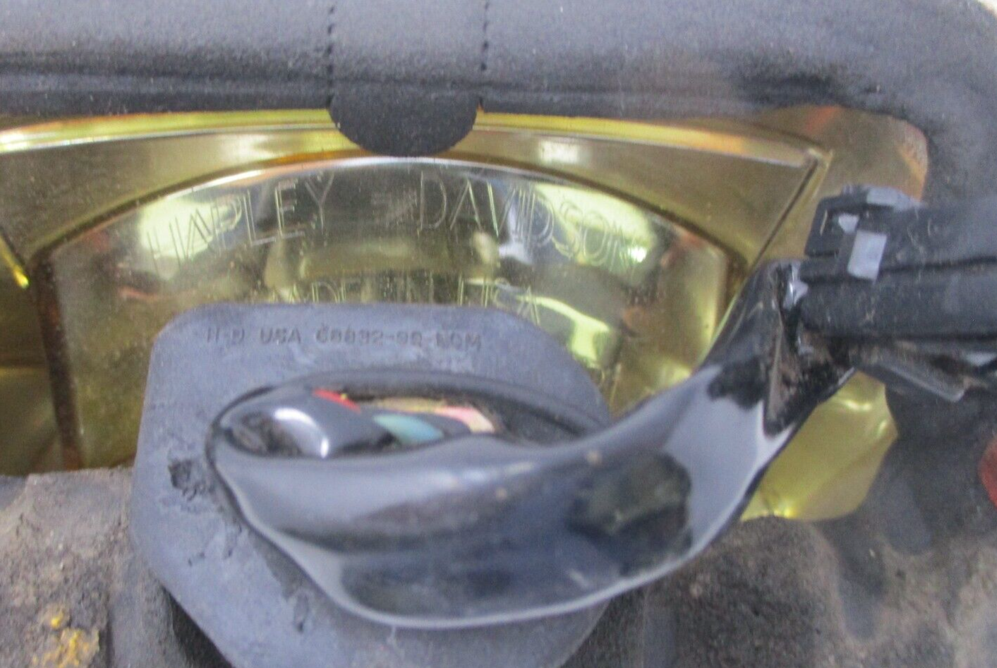 Harley-Davidson Tail Light Base and Lens  68140-99
