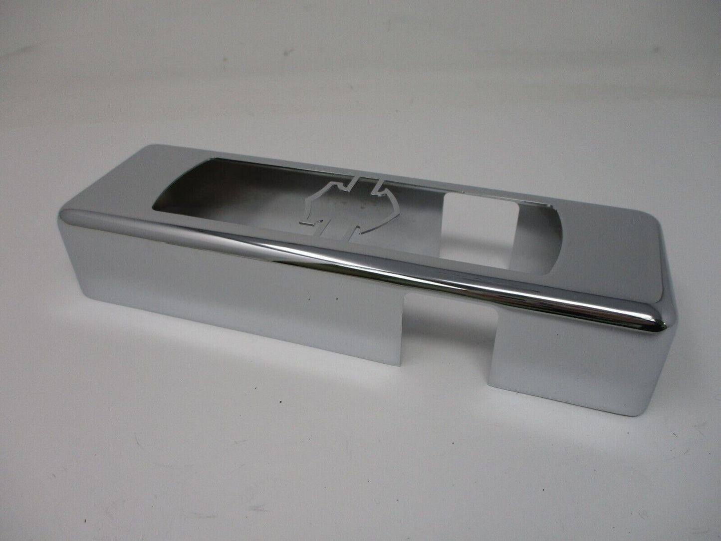 Harley-Davidson OEM Chrome Oil Cooler Cover 74669-05