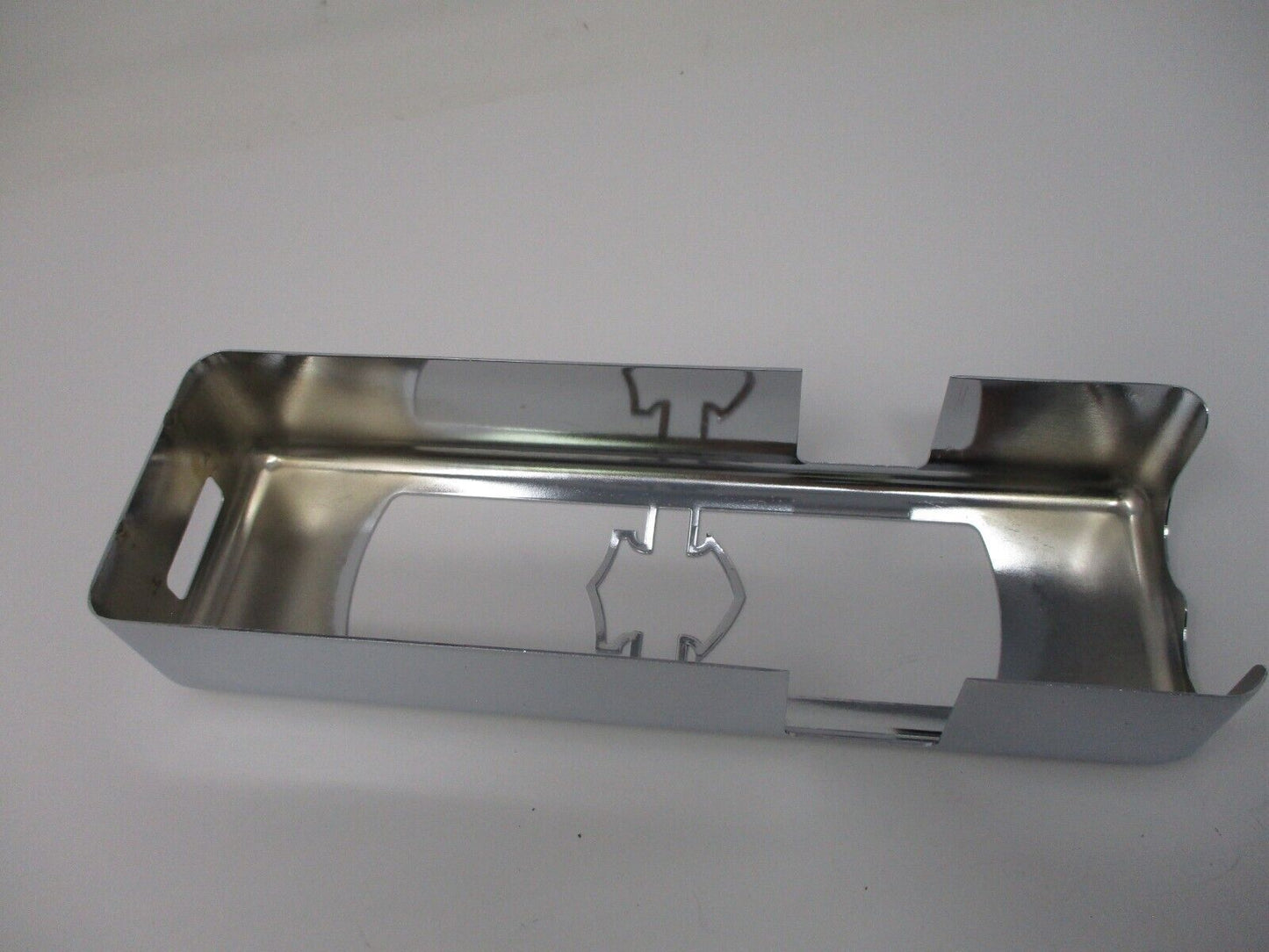 Harley-Davidson OEM Chrome Oil Cooler Cover 74669-05