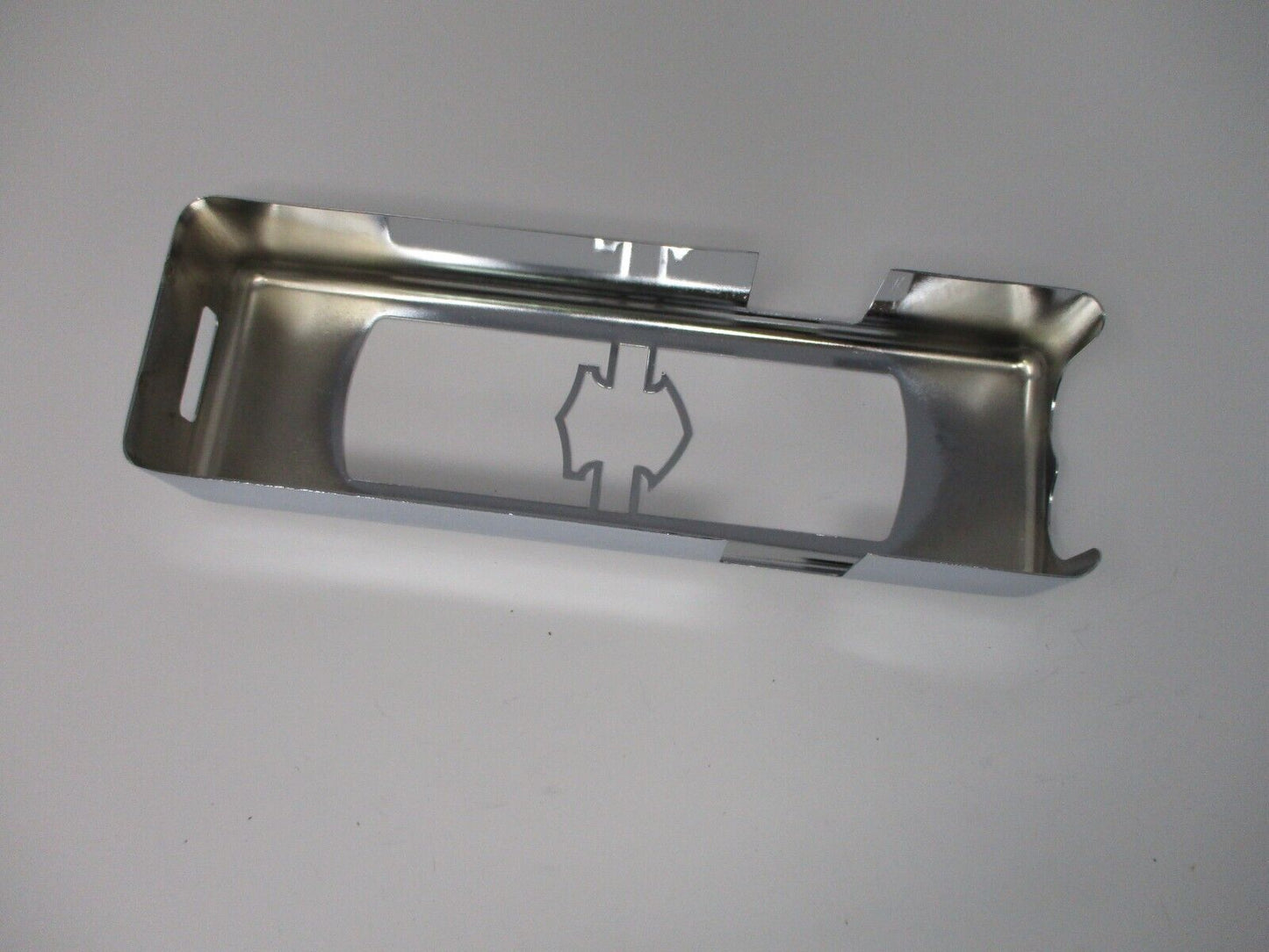 Harley-Davidson OEM Chrome Oil Cooler Cover 74669-05