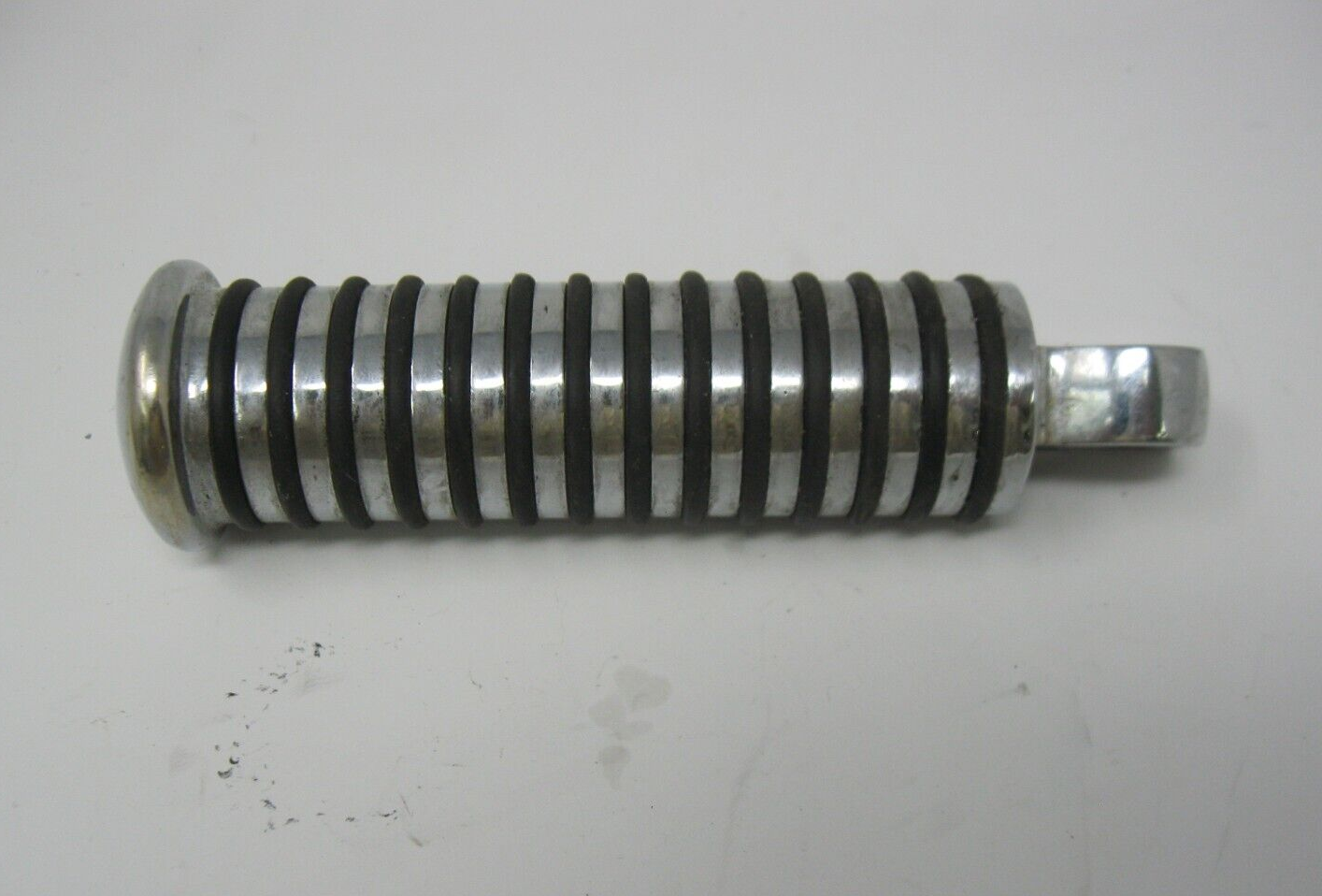 Drag Specialties Sundance Foot Peg Small Male Mount (SINGLE UNIT)  DS-253340