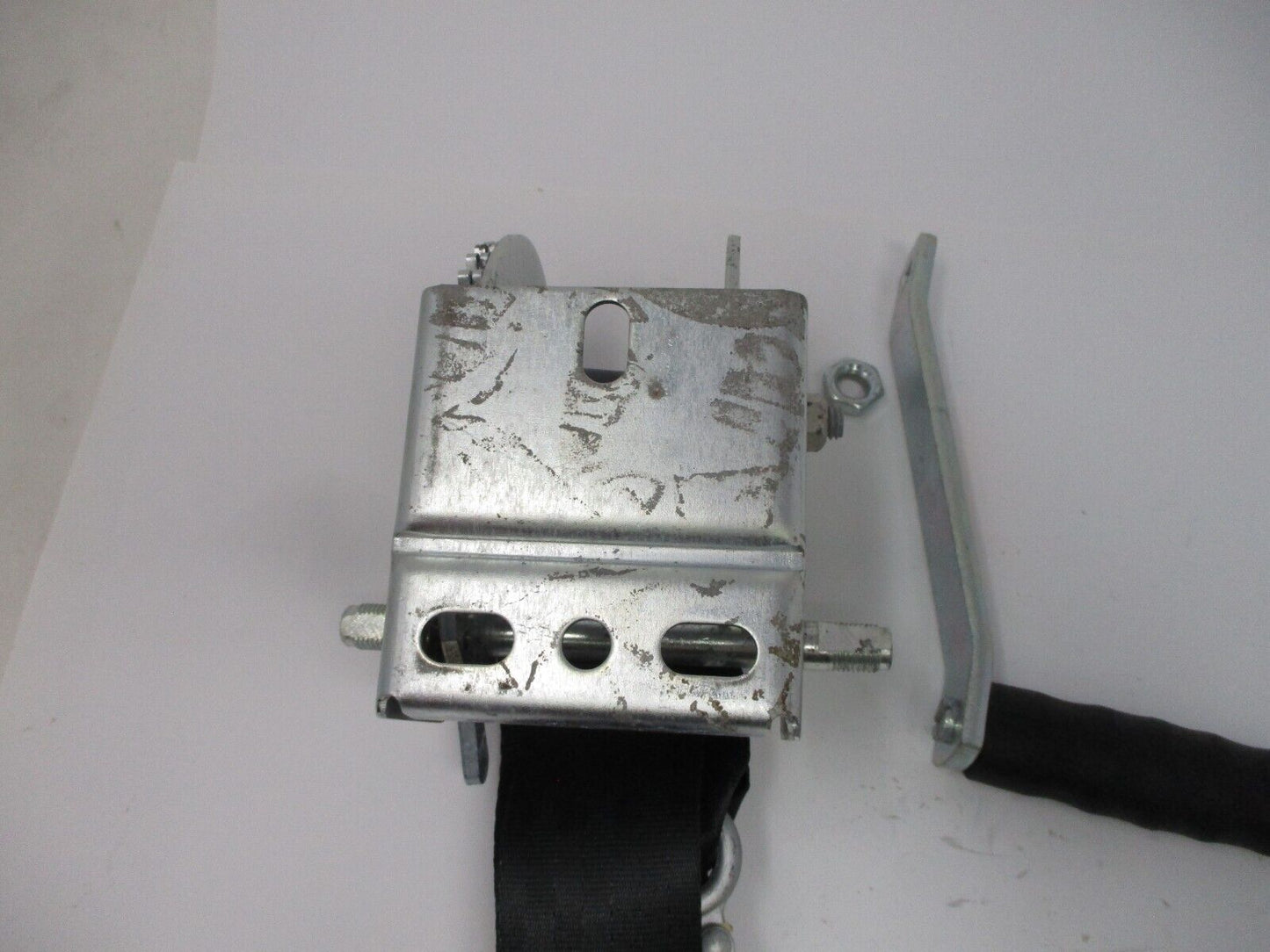 Dutton-Lainson+belt hook DL600A 600lbs Capacity Steel Pulling Hand Winch 5-1/2in