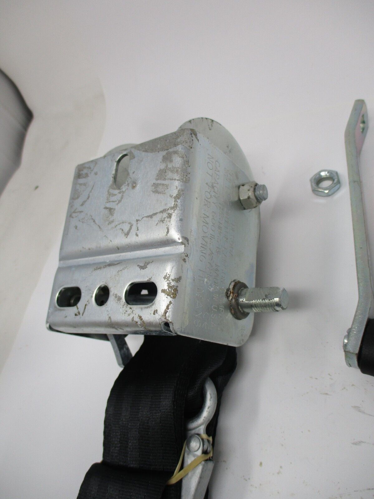 Dutton-Lainson+belt hook DL600A 600lbs Capacity Steel Pulling Hand Winch 5-1/2in