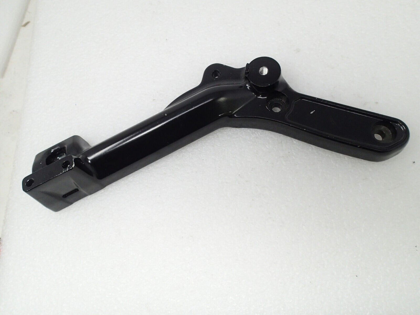 Harley-Davidson OEM Exhaust Bracket Fits Softail '18-'20 65500060 FXLR SOFTAIL