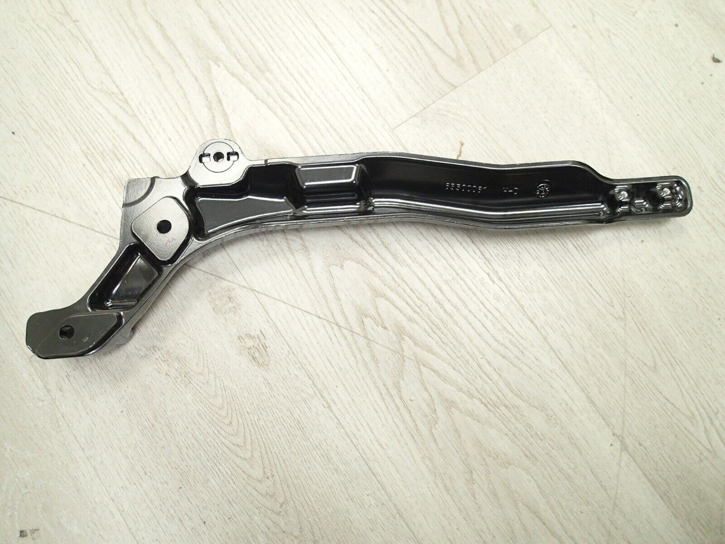 HARLEY-DAVIDSON HERITAGE SIDE EXHAUST MOUNT BRACKET 65500061 scuff