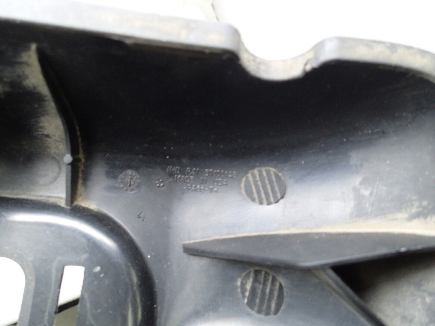 16 Harley Road Ultra Touring FLTR OEM Left Glove Box 1 Frame Bezel 57100148