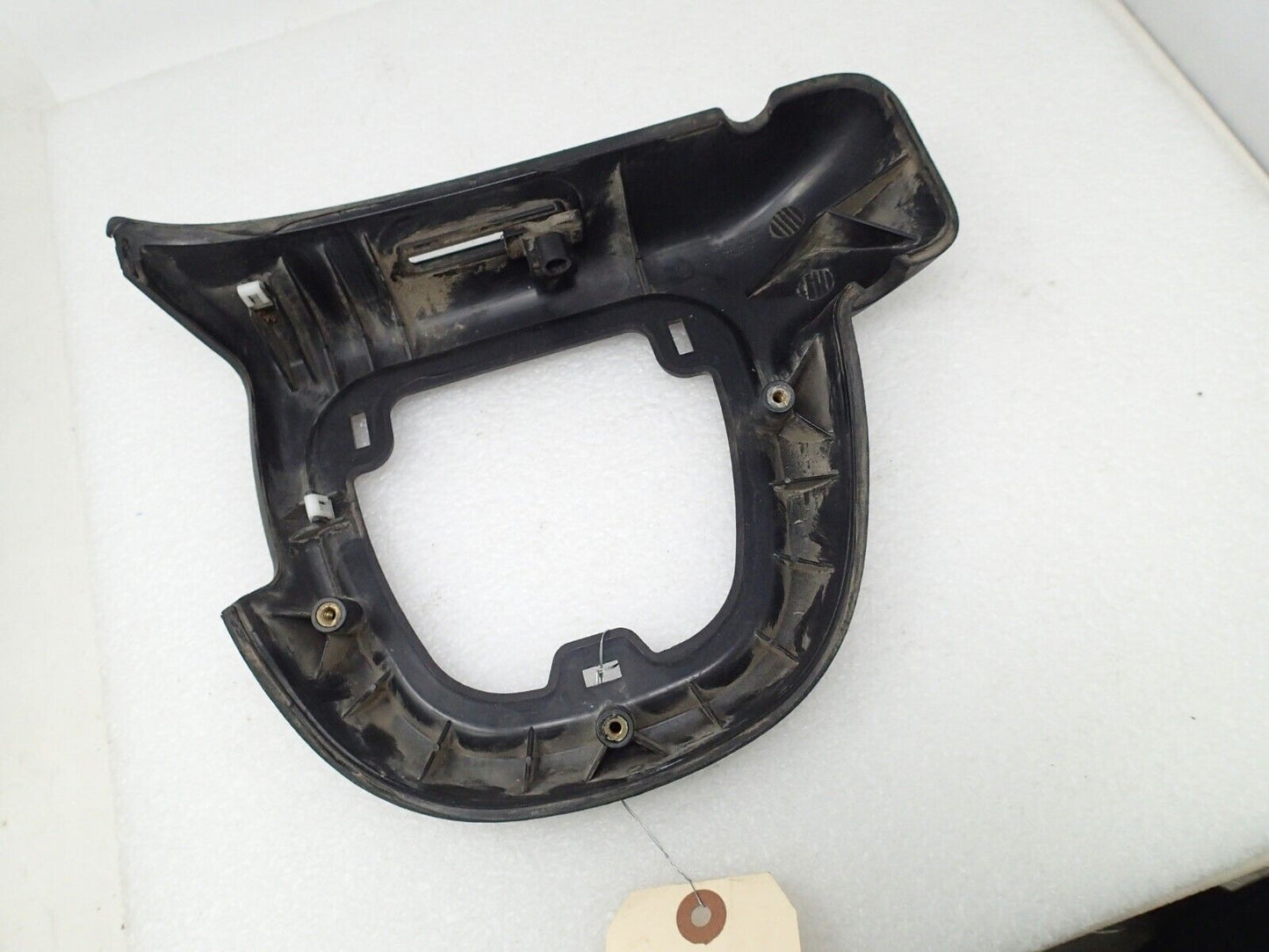 16 Harley Road Ultra Touring FLTR OEM Left Glove Box 1 Frame Bezel 57100148