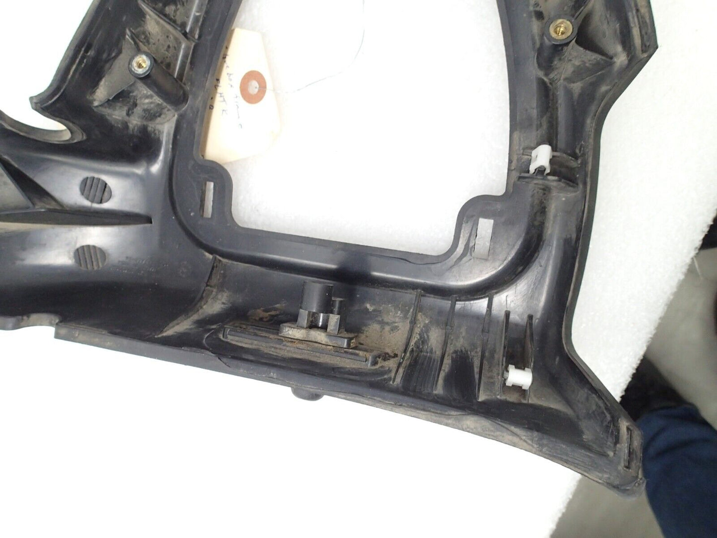 16 Harley Road Ultra Touring FLTR OEM Left Glove Box 1 Frame Bezel 57100148