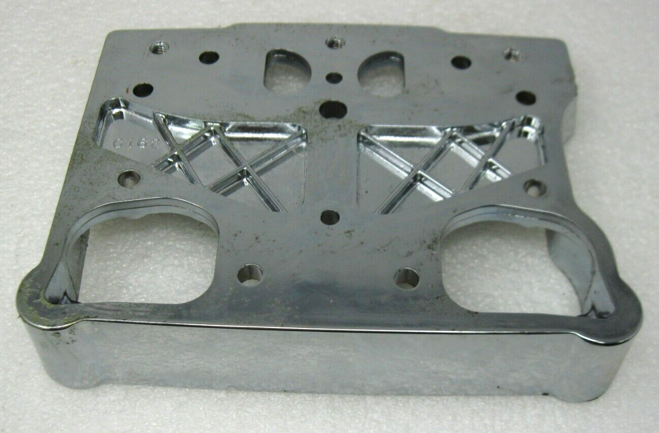 Harley-Davidson 06-17 Twin Cam Chrome Rocker Housing (Cast# 17543-99A) 17573-99A